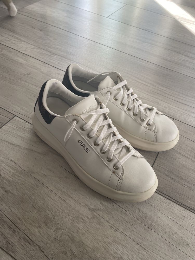Adidasi Guess dama