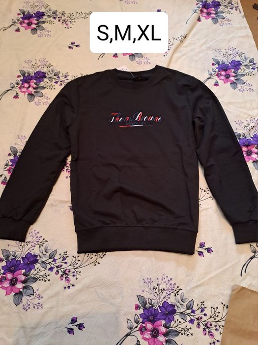 Tricou guler, bluză, pantaloni trening