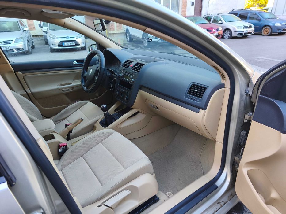 vw golf V Hatchback 2.0 tdi 4x4 -4motion