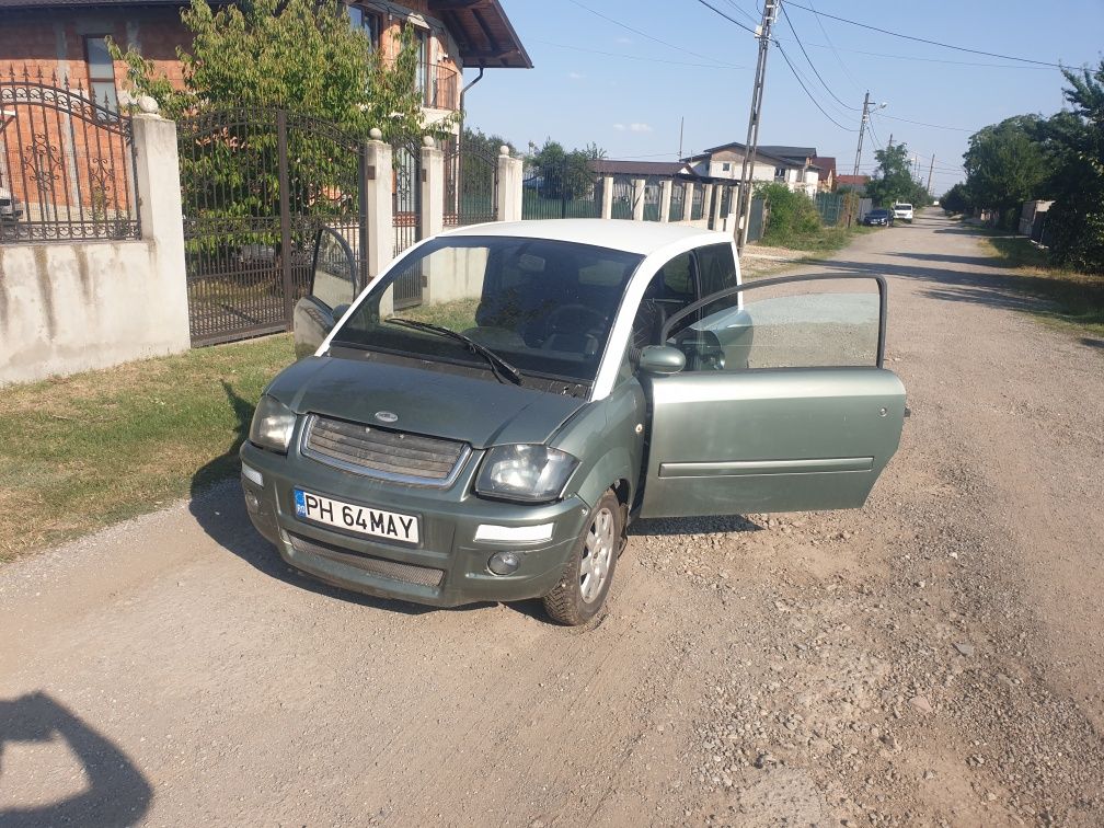 Vând microcar Mc2