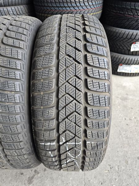 215/55/17 PIRELLI 4бр