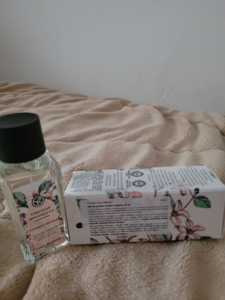 Apa de parfum Yves rocher