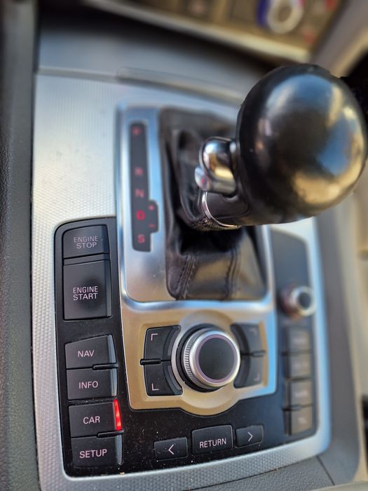 Audi Q7 3.0d impozit 700 lei