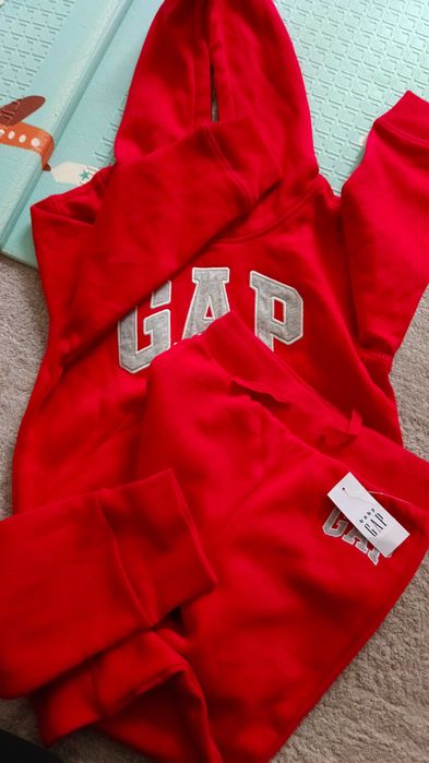 Новая Двойка GAP с флисом на 4 года