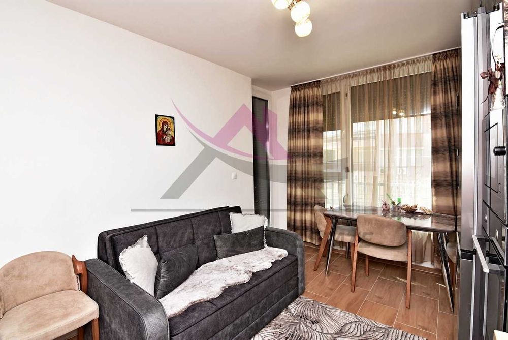 Продава се Двустаен апартамент в Варна, Възраждане 2 - 55 кв.м за 2728 €/кв.м - Снимка #5