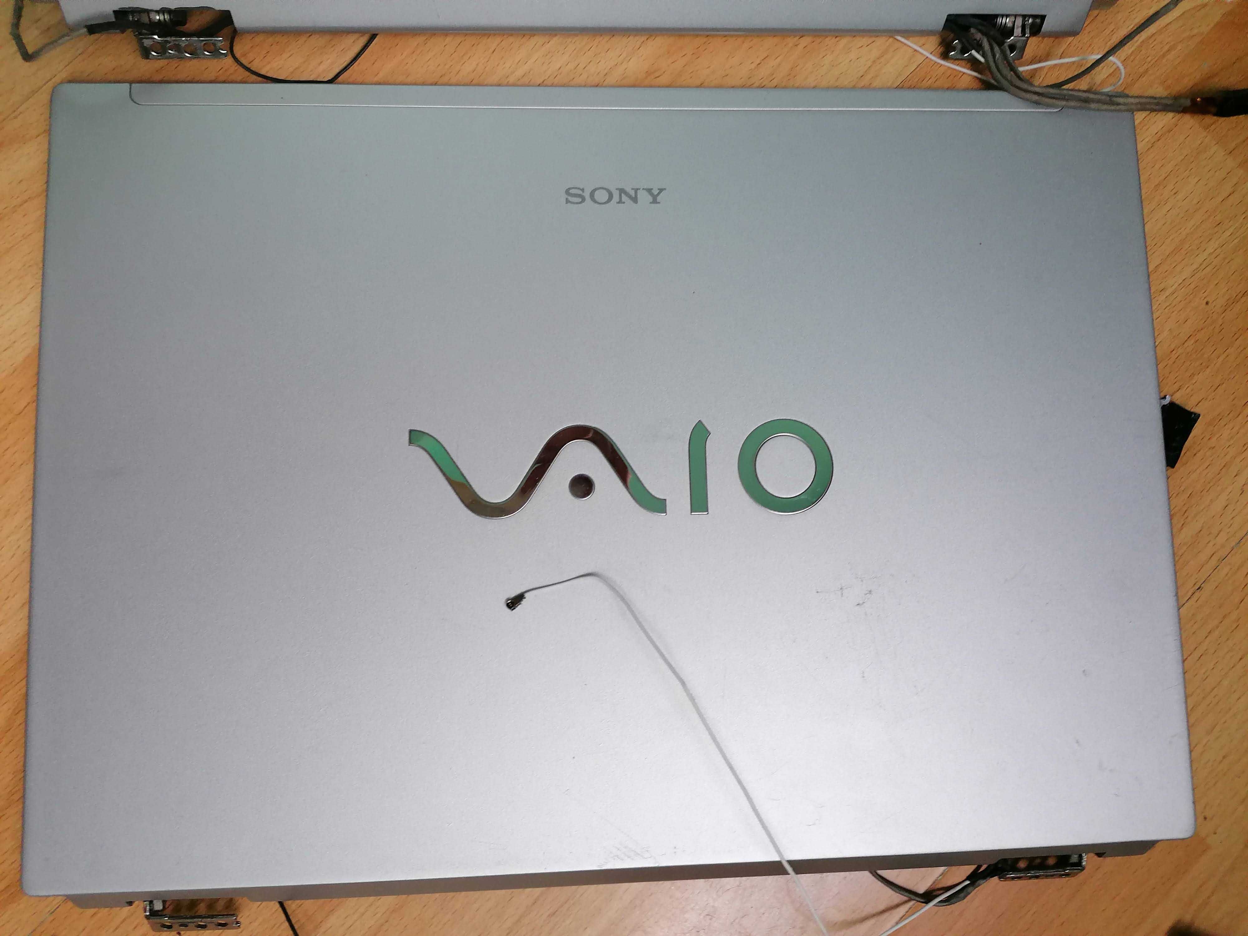 Display laptop original  Sony Vayo 2 bucati