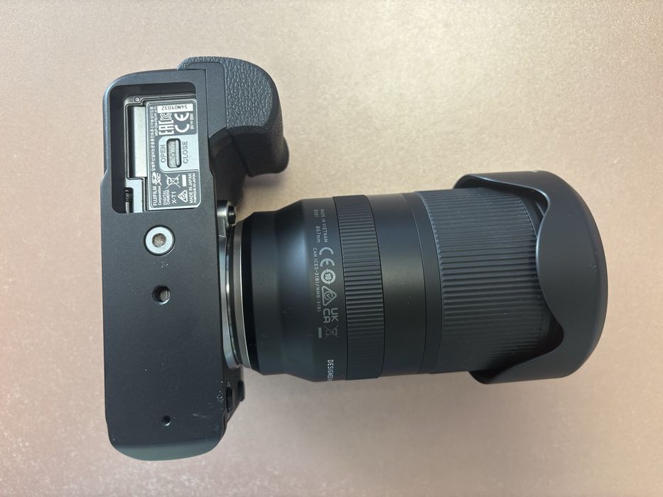 Vand PACHET Fuji X-T1 si obiective + accesorii