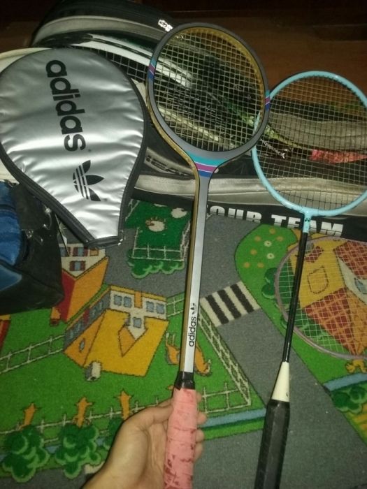 Paleta badminton Adidas de colectie de lemn XR-20 cu husa