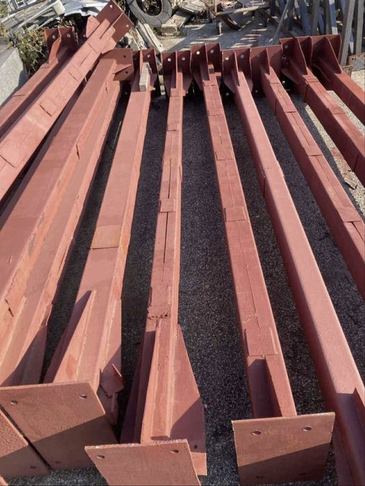 Продавам метално хале