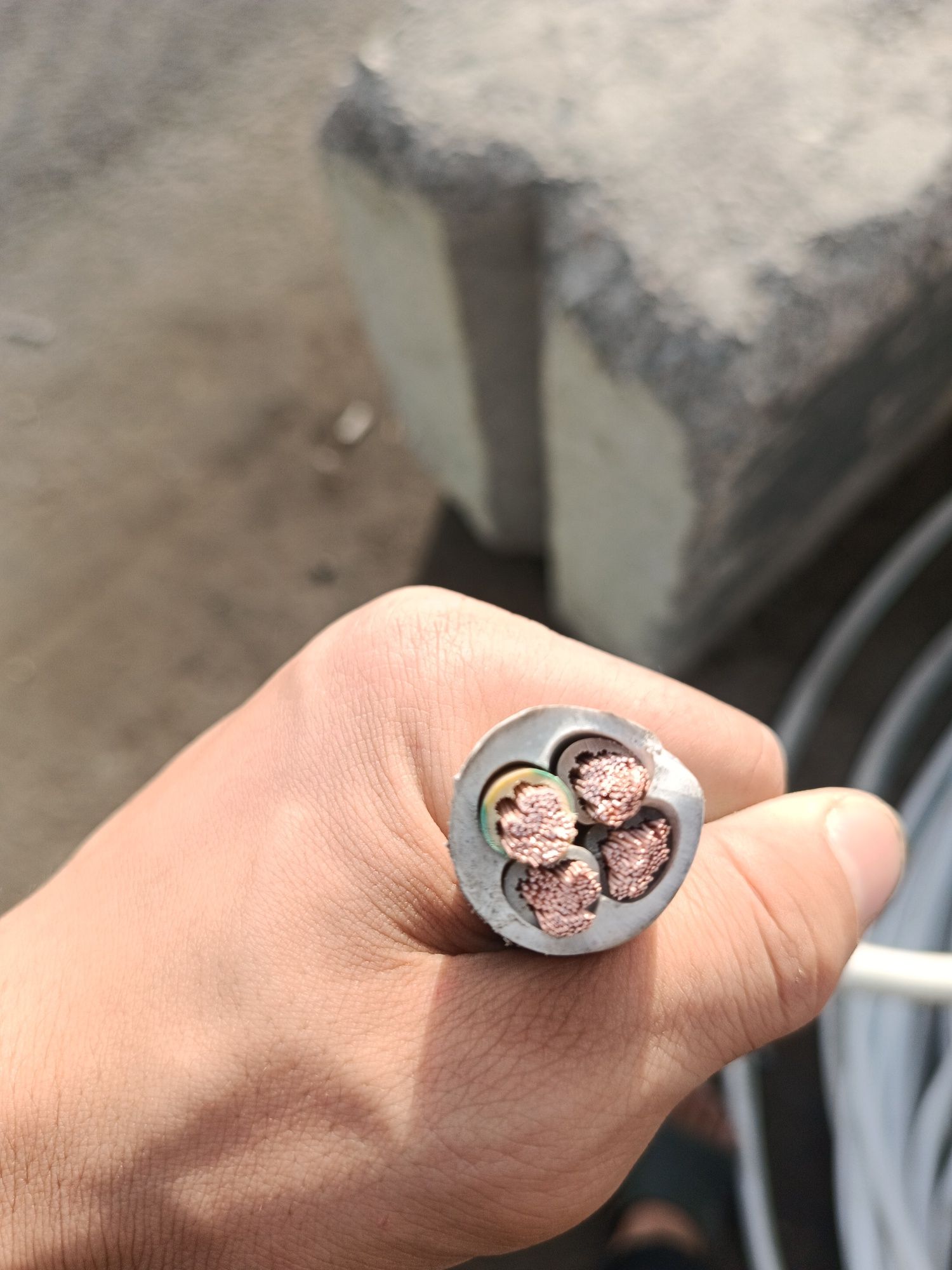 Kabel 2*2.5. Vvg avvg pugnp punp apunp optim narxda