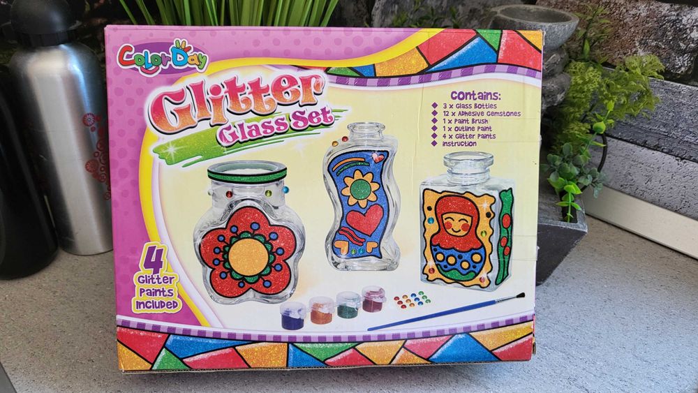 Set 4 sticle/ borcanele + accesorii pt pictura pe sticle DIY