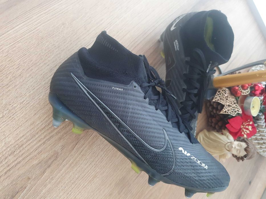 Nike- Оригинални футболни бутонки