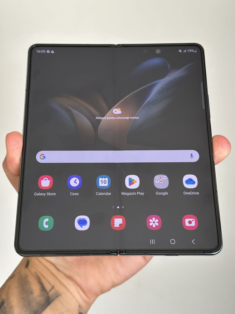 Samsung Galaxy Z Fold4, 12GB RAM, 256GB, 5G, Phantom Black