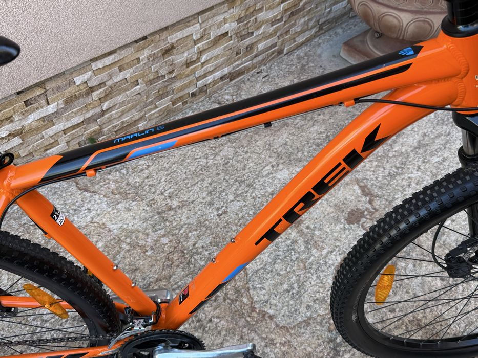 Trek Marlin 6 29 цола XL размер 3х8 скорости Altus