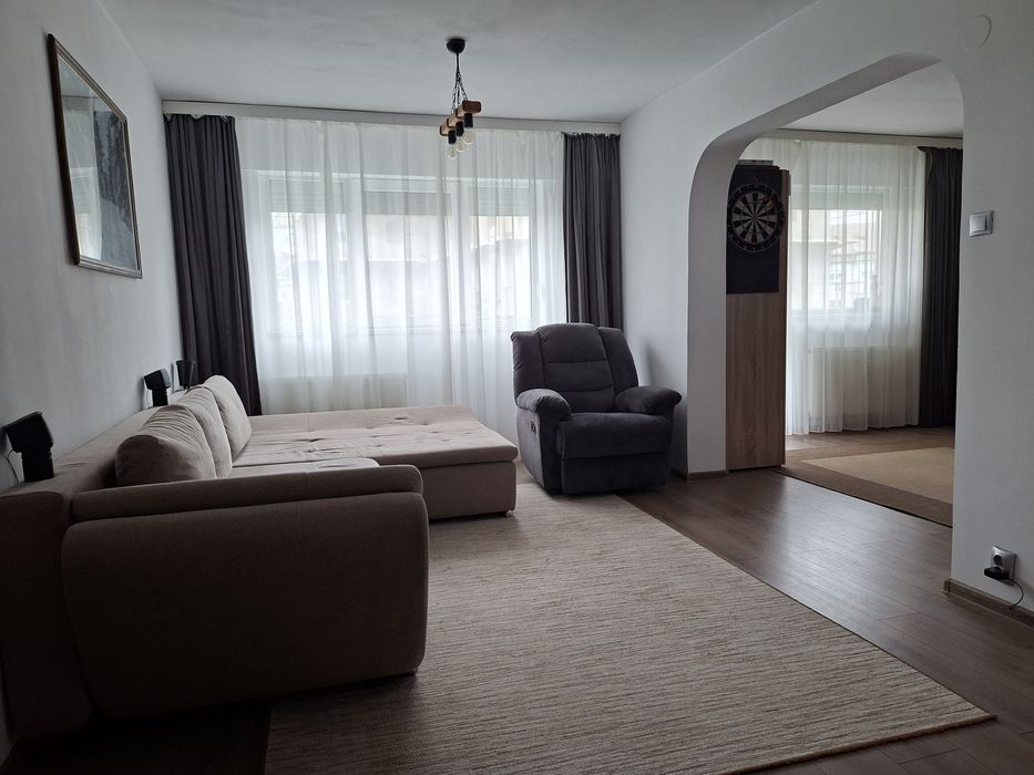Vând apartament Rogerius, Dacia