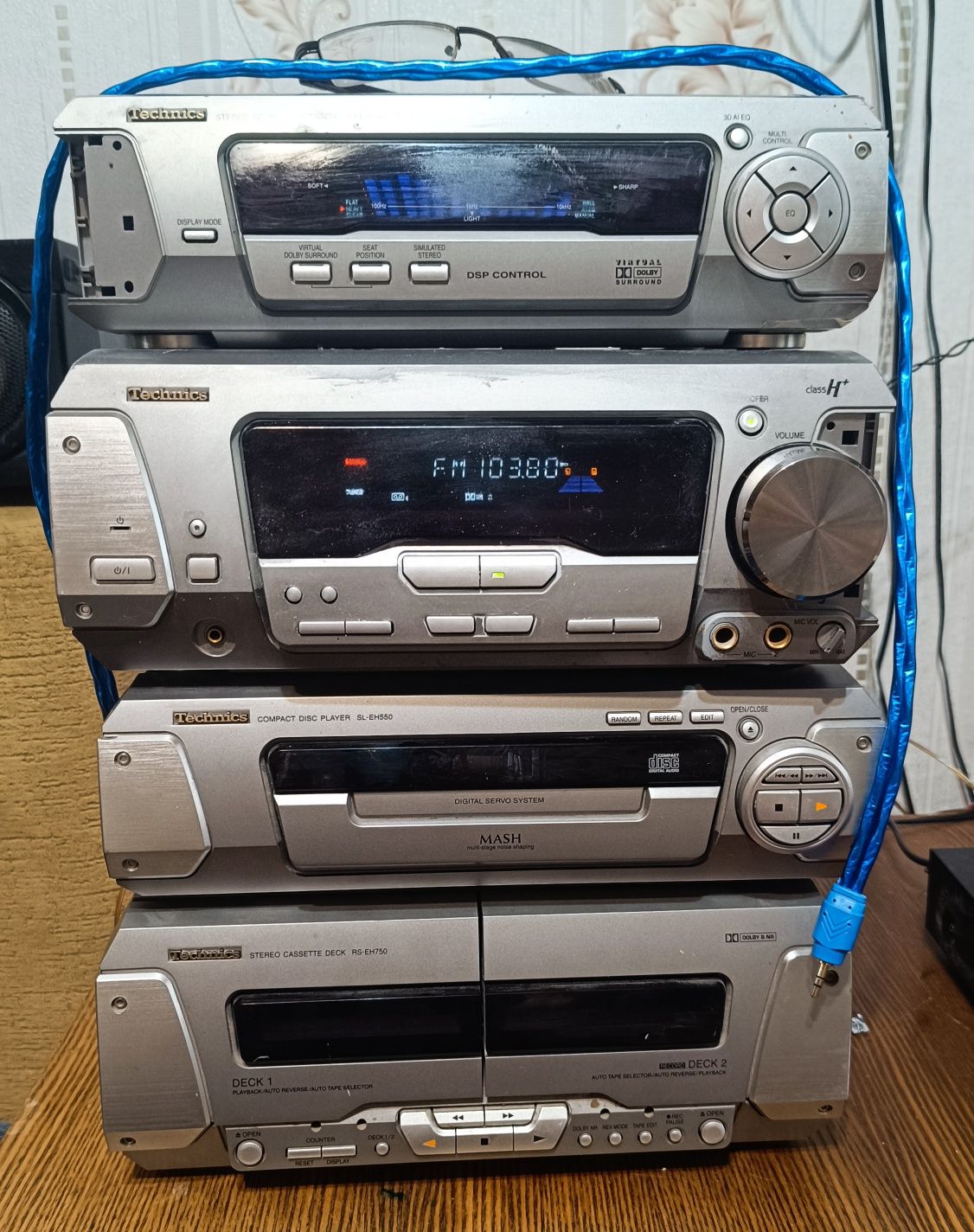 TECHNICS SC-CH550 4х блочный