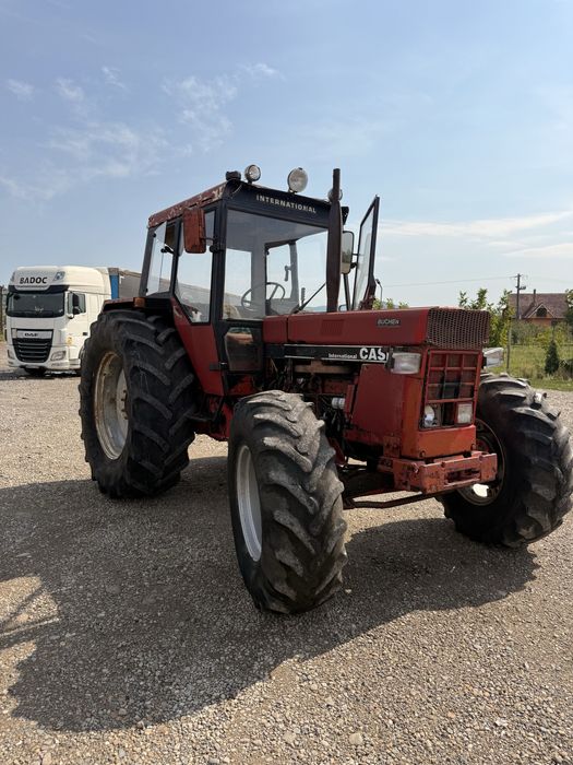 Tractor casse international 1056 XL
