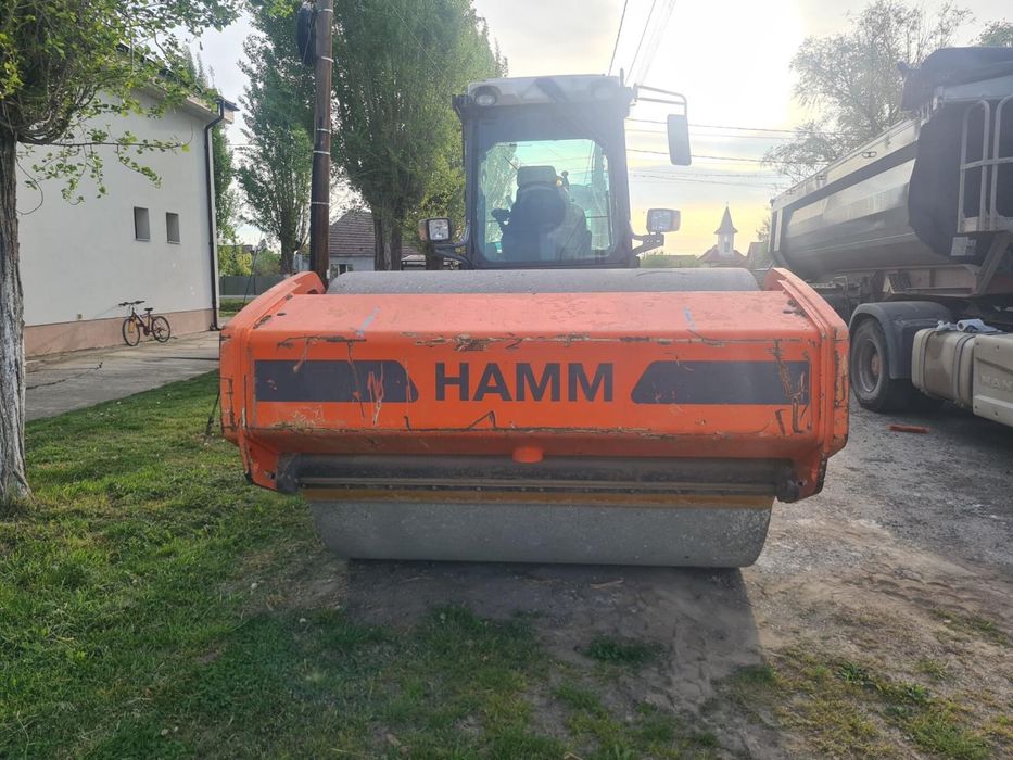 Inchiriere trusa pentru terasamente Autogreder si Compactor