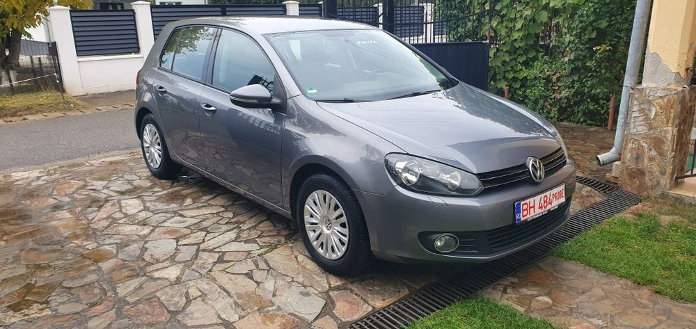 Golf 6 1.6 MPI 102 CP EURO 5 Dublu climatronic incalzire in scaune pil