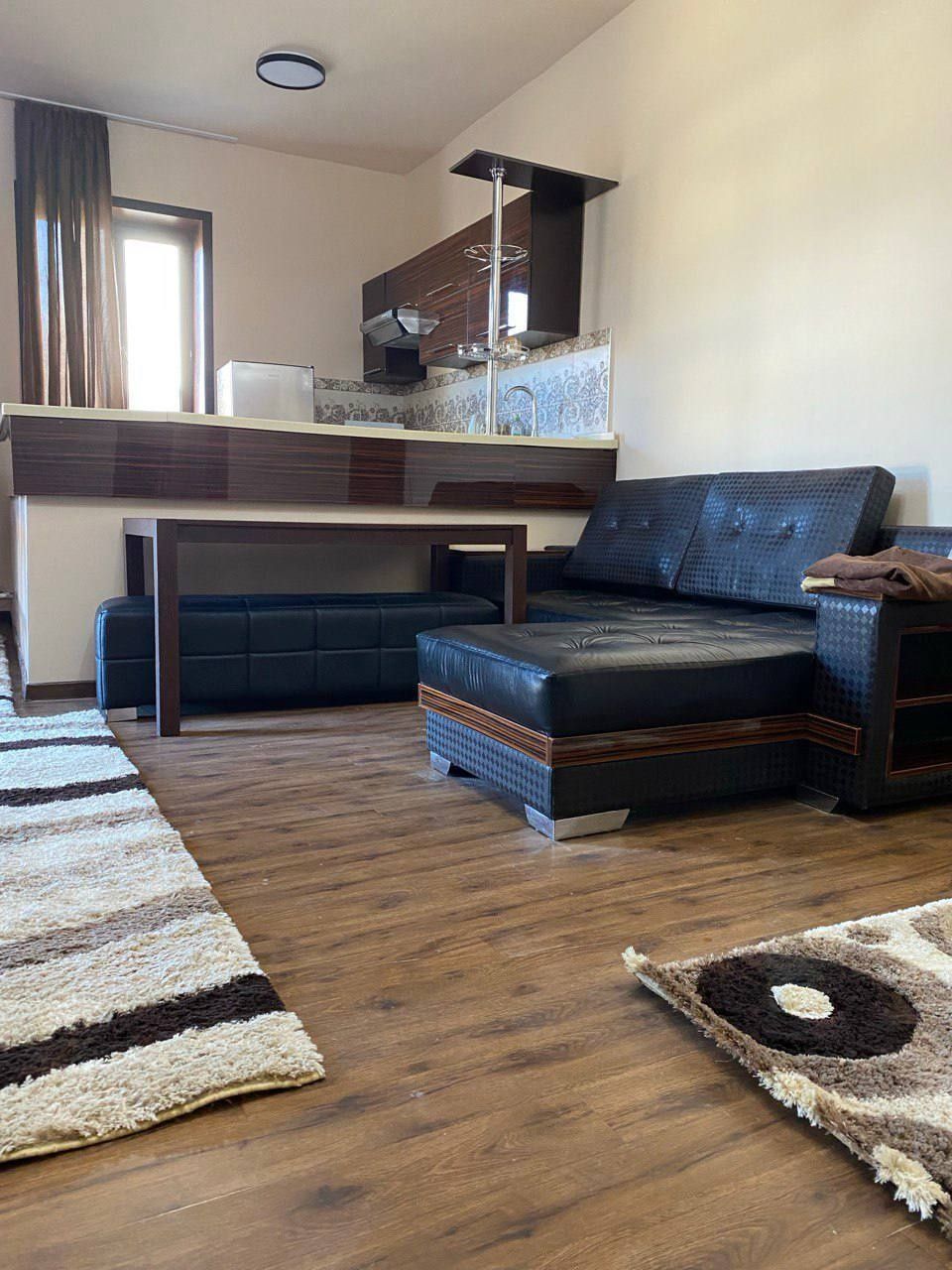 Продается 2х ком квартира, ориентир: Ц-1, 58 м²