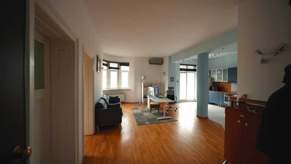 Продава се Тристаен апартамент в София, Център - 110 кв.м за 3273 €/кв.м - Снимка #3