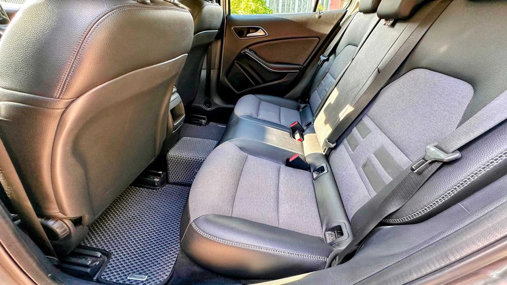 Mercedes GLA 200d 4matic, 2015, Automat,Jante 18 Originale,