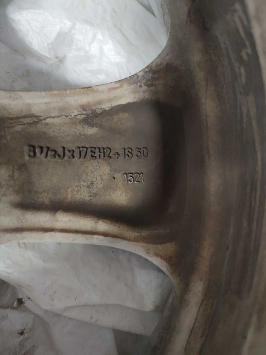 Оригинални BMW Джанти 17 + зимни гуми