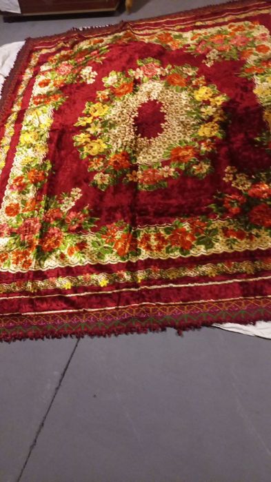 Аобпнский ковер и сюзане палак