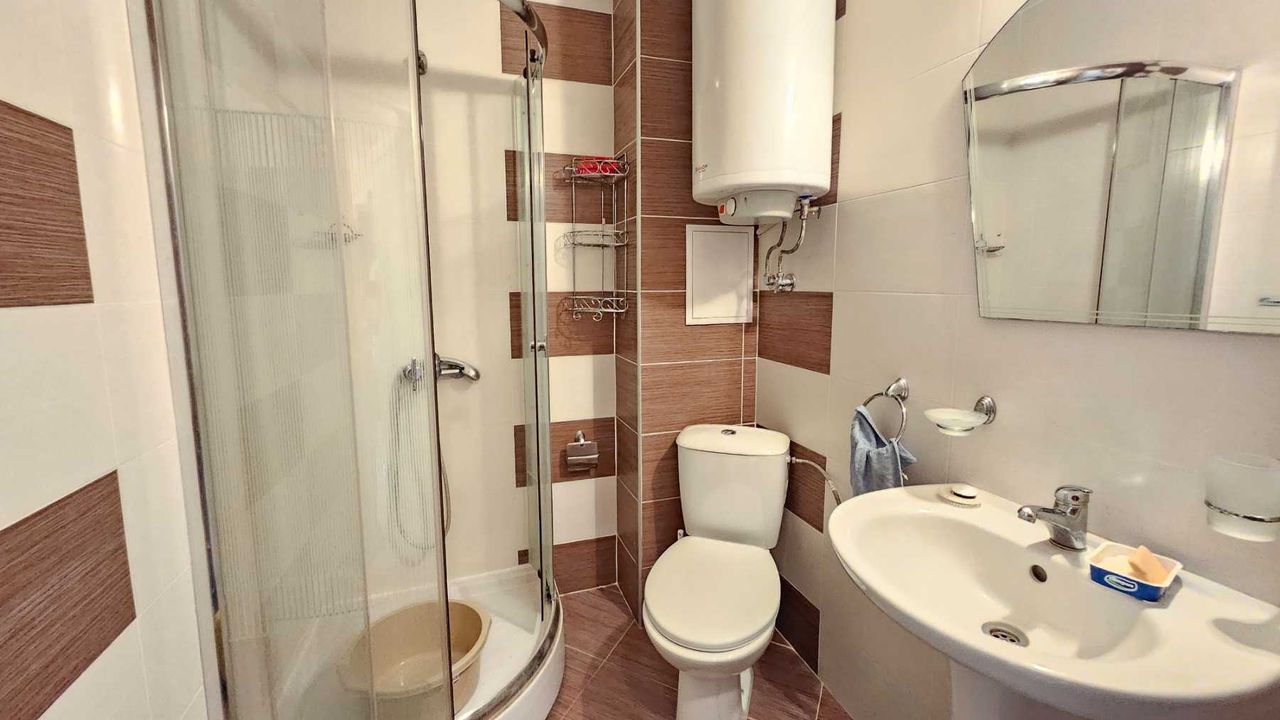 Дава се под наем Двустаен апартамент в Поморие - 50 кв.м за 510 € - Снимка #4