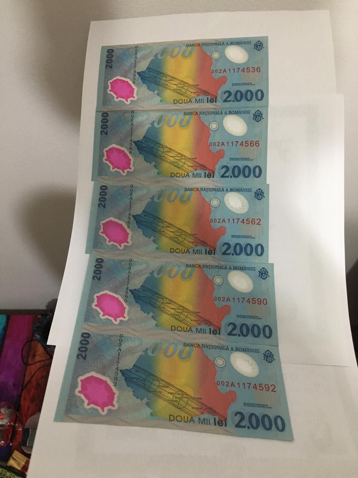 Bancnote omagiale 2000 lei eclipsa totala de soare din 1999 seria 002A