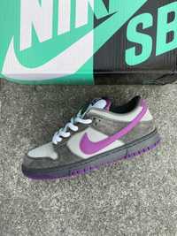 Nike SB Dunk Low Pro Purple Pigeon