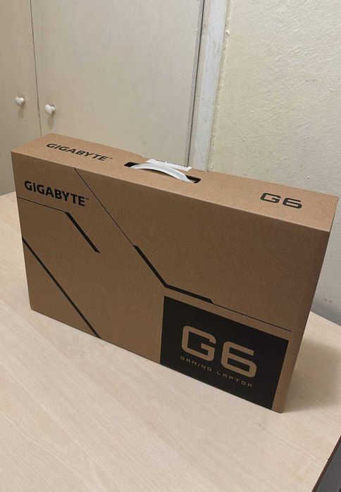 Геймърски лаптоп GIGABYTE G6 KF  НОВ!!!
