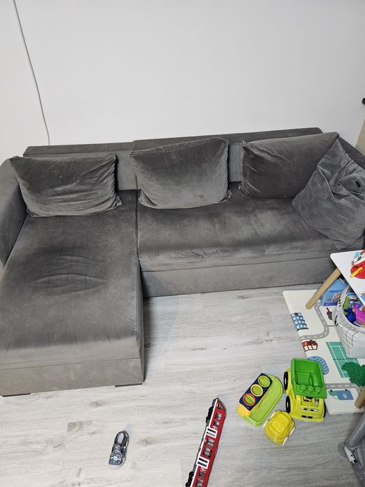 Сив ъглов разтегателен диван