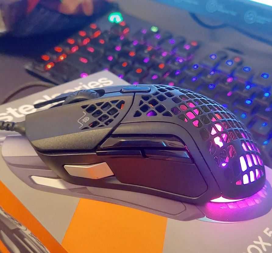 Mouse Gaming SteelSeries Aerox 5, ultrausor 66g, 18000 DPI