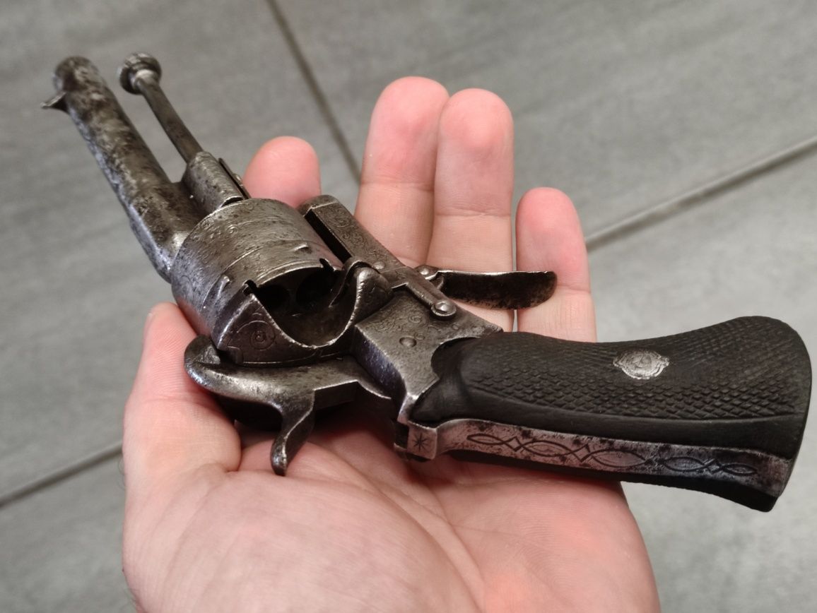 Lefaucheux 1860 / Колекционерски Револвер / Пищов