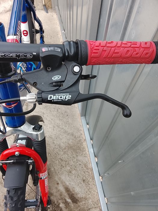 Vând bicicleta cube, roti 26