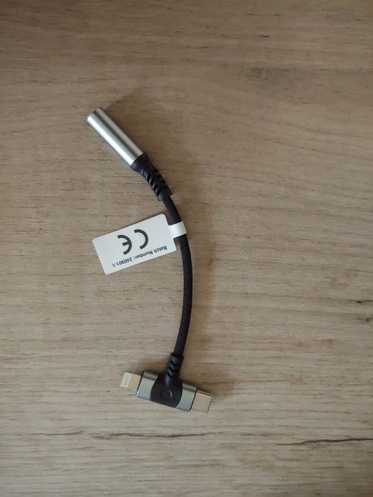 Cablu audio adaptor Android si Iphone