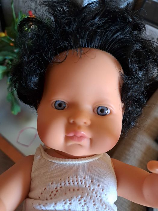 Реалистична кукла Miniland бебе момче с очила