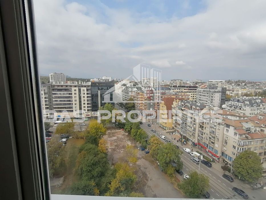 Продава се Тристаен апартамент в София, Гео Милев - 89 кв.м за 2978 €/кв.м - Снимка #9