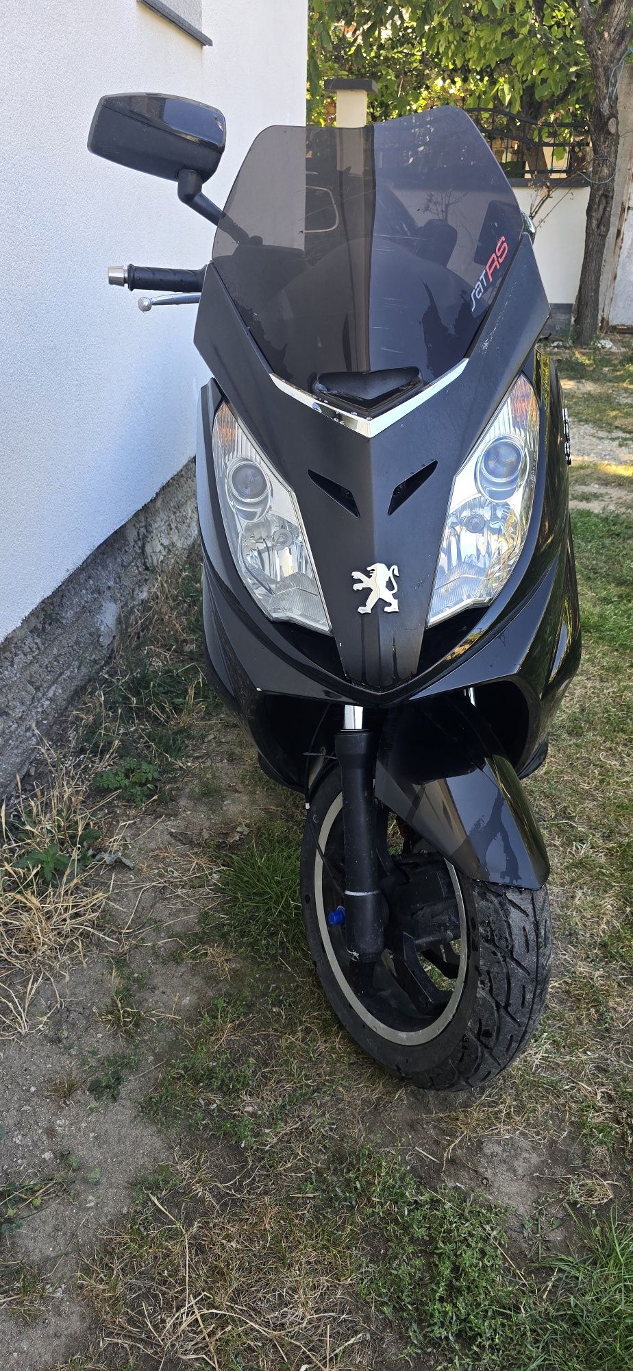 Peugeot 250 в много добро състояние