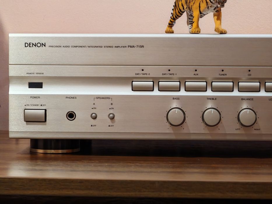 Denon DRA-715R. Amplificator top. Din vremuri de aur. Ca nou. Preț fix