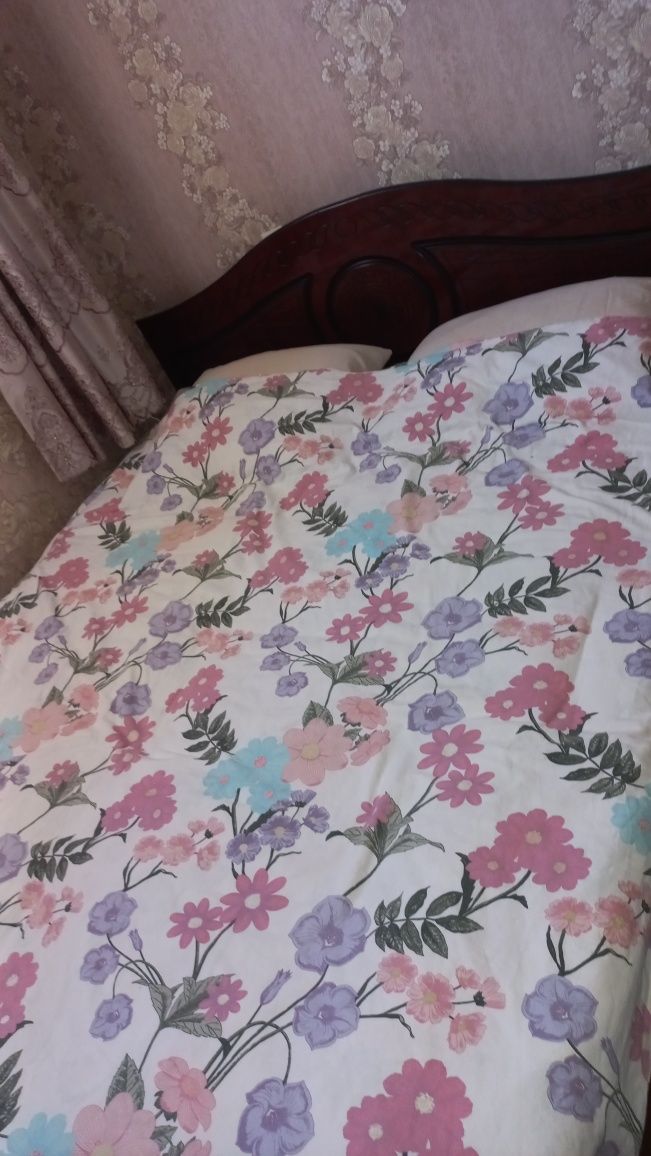 Divan matrasi bilan