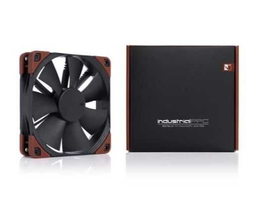 Vand PC (Gaming sau workstation)