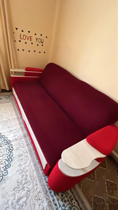 Диван продается срочно