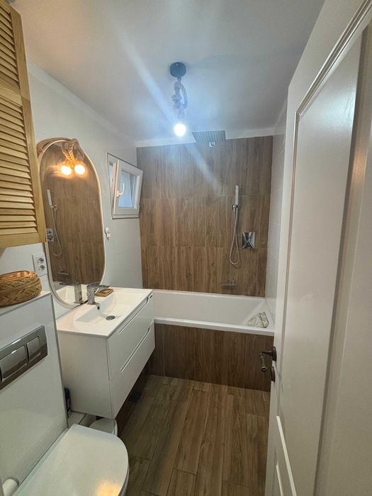 Apartament cu 3 camere la pas de Palas cu parcare