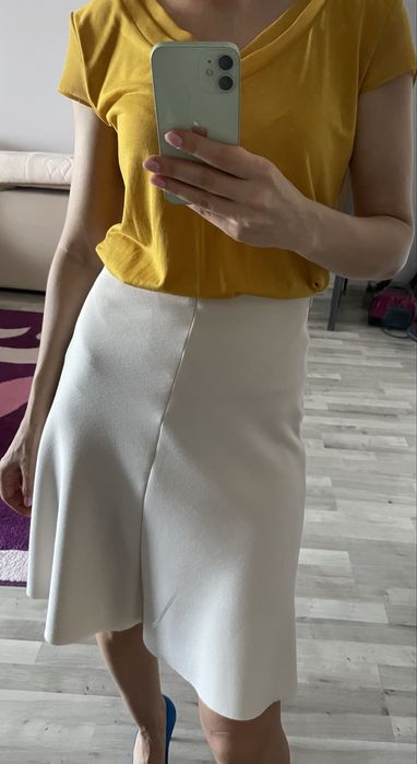 Fusta noua Bennetton