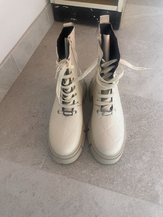 Дамски зимни боти