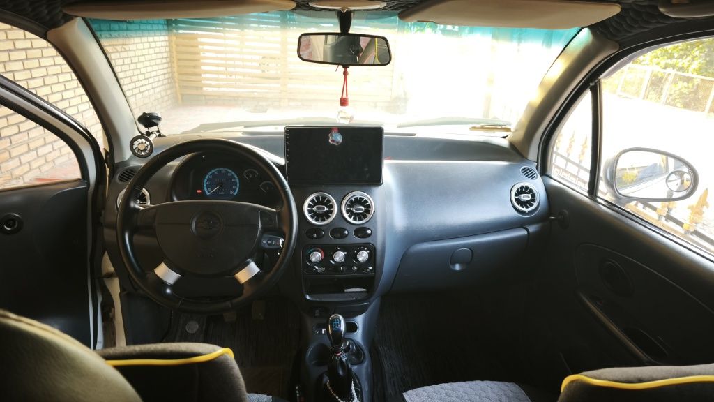 Matiz sotiladi pol luks