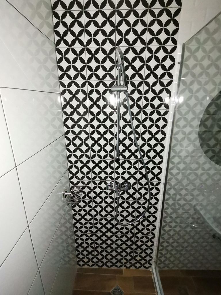 Продава се Ателие в Бургас, Център - 30 кв.м за 1964 €/кв.м - Снимка #4