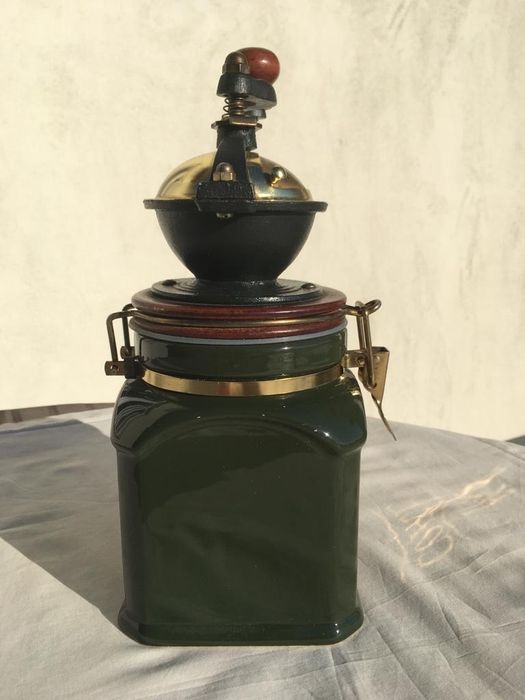 Risnita pentru Cafea.
